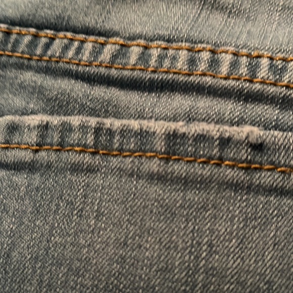 Roxy Aztec embroidered Boho pattern frayed hem shorts Size 5 Juniors - Picture 6 of 8